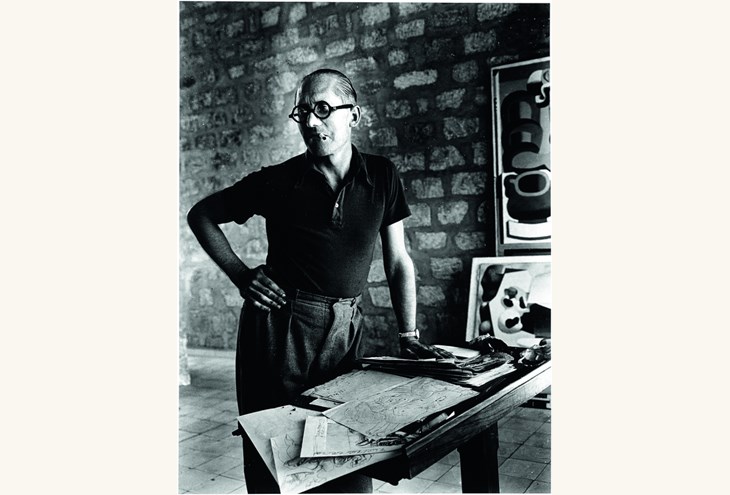 Πορτρέτο του Le Corbusier από τον Rogi Andre.