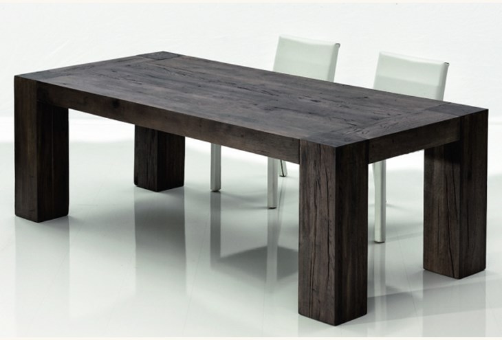 4. Χαμηλό τραπέζι «Echoes» με δυνατότητα να έχει πλατό και μαξιλάρι, ROCHE BOBOIS, 210 6711700.