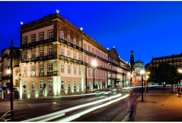 InterContinental Porto - Palacio das Cardosas, στην πλατεία Praca da Liberdade